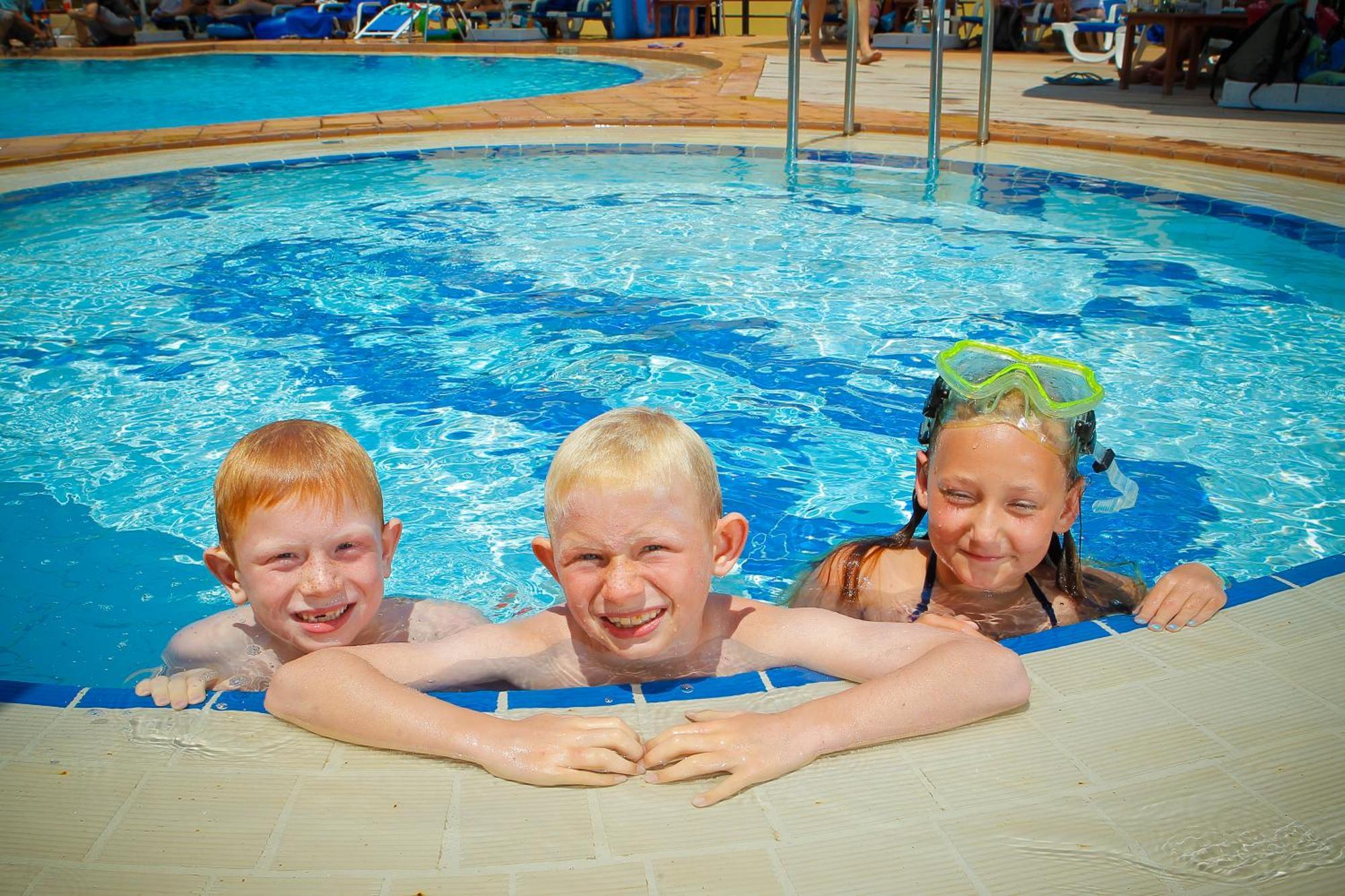Sea View Resorts & Spa Karfas Exterior photo